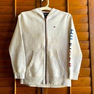 Tommy Hilfiger light grey hoodie boys size M (12/14)